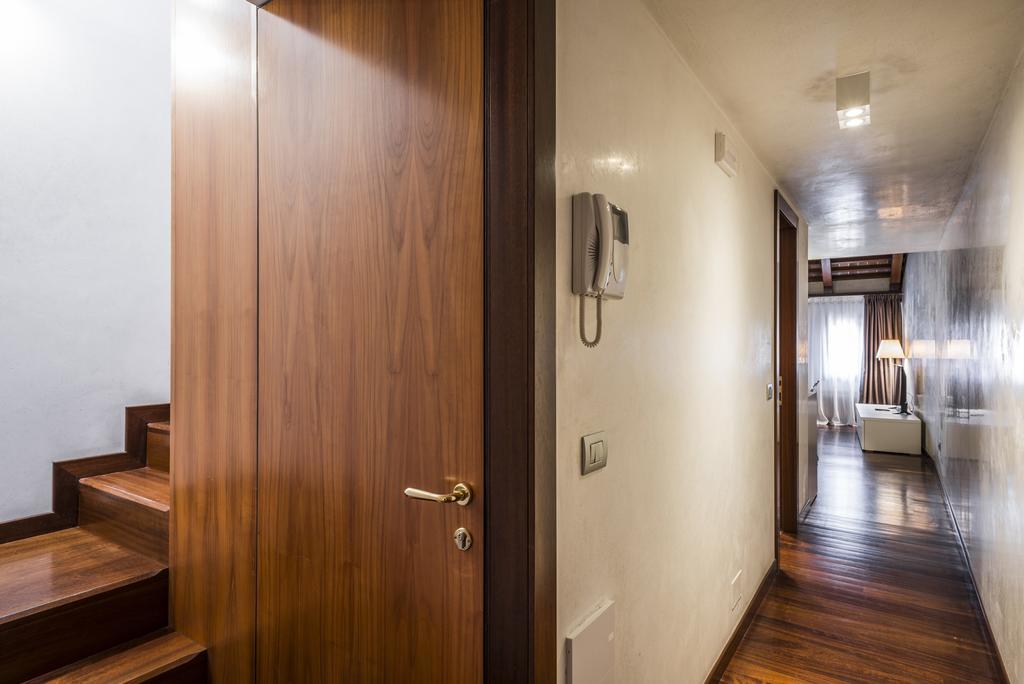 Myplace Piazza Dei Signori Apartments Trévise Extérieur photo